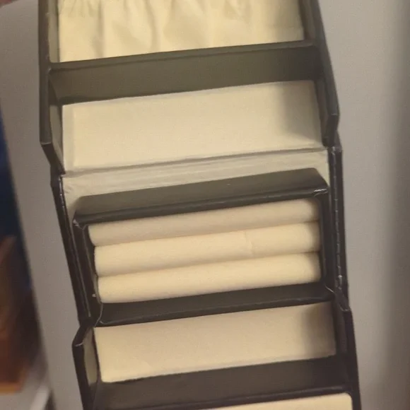 New Black Leather Jewelry Case - Picture 10 of 11